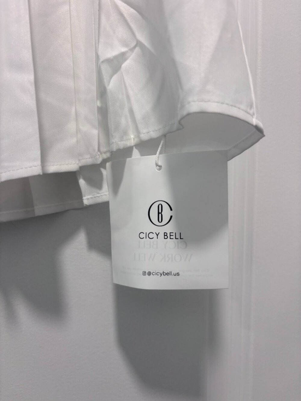 NWT Cicy Bell Work Well Bow Front Tie Tank Top - Picture 8 of 12